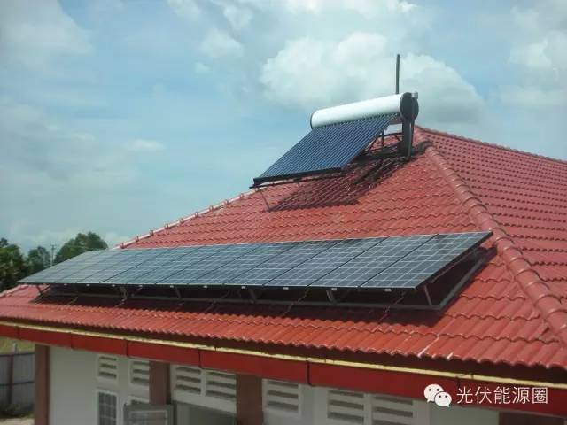 原标题：【图赏】跟着太阳能环游世界 那些美翻了的分布式项目            在国内，由于建筑设计的原因，很少见到漂亮的分布式项目，导致大家觉得分布式很土，其实分布式可以很漂亮!元旦假期，虽然你不能出门，但是伏妹可以让这些漂亮的分布式项目带着大家一起环游世界! 咱们从中国西南方出境，第一站柬埔寨。这是一个装机容量为50kW的屋顶项目的一部分，光伏+光热综合利用