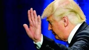 原标题：不堪美国施压, 欧洲巨头纷纷低头撤离!            Share   美国直接退出伊核协议，以色列和伊朗还爆发了军事冲突。伊朗作为最大的什叶派国家和产油大国，在中东的地位举足轻重，新一轮制裁不仅将显著减缓伊朗产能释放，也将加强美国和沙特对油价的控制能力