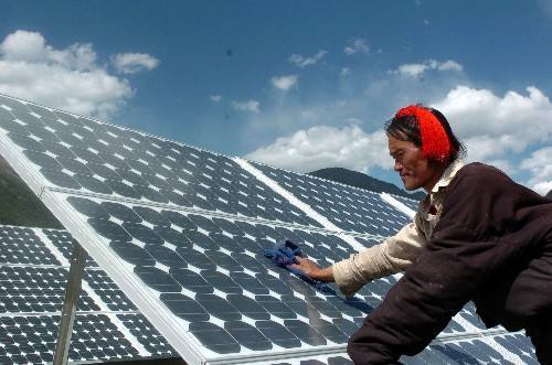 原标题：欧盟对我国轮胎征反倾销税，本周不可错过石化新闻            国内方面 中石化塔河油田油气当量突破1亿吨 截至4月30日，中国石化西北油田分公司的主力油田——塔河油田累产油气当量突破1亿吨大关。其中生产原油9291万吨、生产天然气88亿方，折合油气当量约1.02亿吨