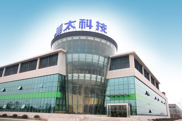 
	
                    
	【电缆网讯】亚太科技日前发布的2017年度业绩报告显示，亚太科技营收增速有所提高，同比增长25.61%，营业收入为34.07亿元；但2017年归属于母公司所有者的净利润为3.04亿元，较上年同期增2.31%。而净利润增速与营收增速不一，主要是因为公司营业成本增长较快，2017年亚太科技营业成本同比增长30.75%