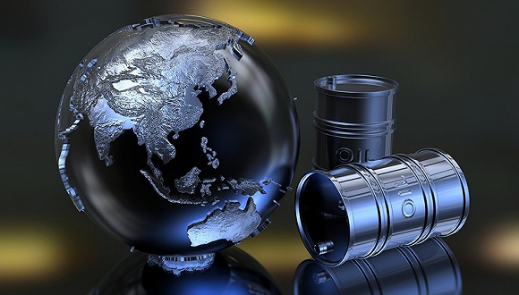 原标题：A股收涨80亿元主力资金离场 石油板块爆发“两桶油”获抢筹                            图片来源：视觉中国  5月18日，上证综指尾盘发力，单边上攻收涨1.24%报3193.30点；深证成指收盘涨0.35%报10672.52点，创业板指涨0.30%报1836.75点。截至收盘，沪深两市成交量为3762.12亿元，较前一交易日上升191.61亿元，量能虽有释放但交投仍不活跃