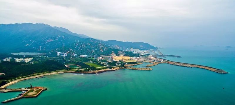 原标题：四十年•能源记忆丨大亚湾核电站：改革初期我国最大中外合资企业诞生             开栏语 1978年，改革开放按下了启动键。 40年来，中国经历了从计划经济到商品经济再到市场经济的探索，社会面貌发生了巨变，能源生产、建设、技术进步等取得举世瞩目的成绩