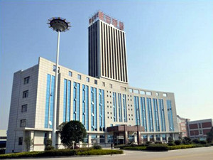 
	
                    
	【电缆网讯】2017年亏损近13个亿的盛运环保的“救赎”方案有了新进展。今日（5月23日），盛运环保披露，公司控股股东开晓胜、川能集团和上市公司共同签署合作协议，合作协议涉及上市公司控股权转让以及公司项目子公司托管两方面