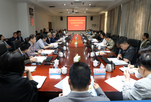 　　【中国仪表网 仪表研发】5月22日，由中国科学院陕西西安光学精密机械研究所承担的国家重大科研装备研制项目“高性能条纹相机的研制”通过验收。中科院副院长、党组成员张涛出席验收会