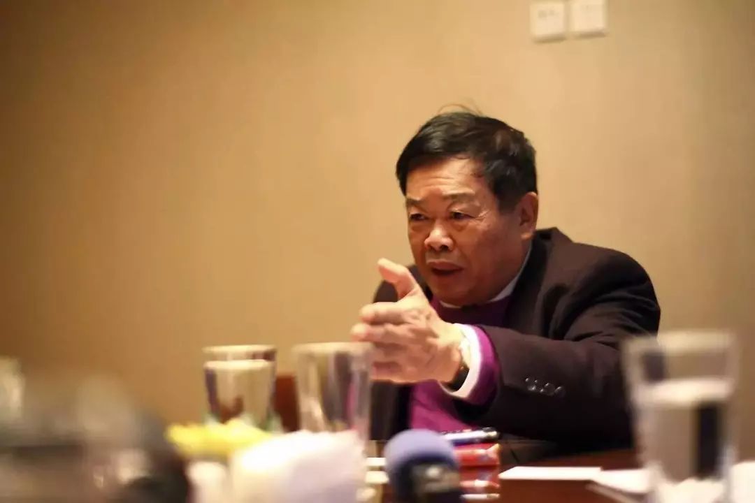 原标题：时寒冰：贸易战如何才能不战而胜            ■文|时寒冰☞趋势经济学鬼谷子 为时老师打Call 中产阶层的发展壮大有利于促进消费，消费又进一步促进产业的发展，从而形成一个良性的循环。 如果中国想在贸易战中，不战而胜，也要走民富路线，培养起稳定而且庞大的中产阶层