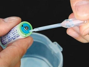 
	
                    
	【电缆网讯】作为一种新型的电化学储能技术，液流电池是清洁能源大规模储能的首选技术之一。近日，中科院大连化学物理所研发出新型的长寿命、可自我恢复的锌碘液流电池，实现了清洁能源高效利用