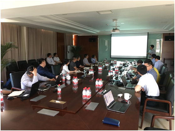                         2018年5月30日，由嘉泽新能主办召开的“海上风电项目整体解决方案技术交流会”于宁夏嘉泽集团本部正式拉开帷幕，天源科创副总经理方书华携海上风电项目解决方案团队与嘉泽新能总经理等高层领导及技术骨干就海上风电项目展开了深度交流。 此次交流中，天源科创团队围绕海上风电项目，就“中国海上风电发展现状及前景”及“海上风电项目技术及整体解决方案”等相关议题进行了全面的分享与深度剖析