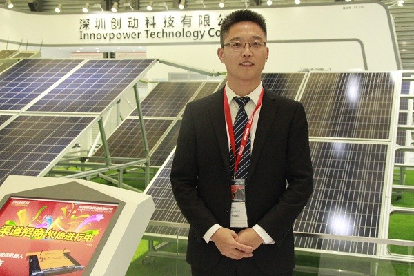 數(shù)據(jù)顯示，2017年我國光伏發(fā)電累計裝機已超130GW，而在2014年底，這一數(shù)據(jù)僅為28.05GW。也就是說，僅2015-2017三年的時間，我國的新增光伏裝機就超過了101GW