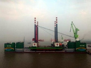 
	
                    
	【电缆网讯】6月5日，韩通船舶重工为南通市海洋水建工程有限公司改造的HY36自升式风电安装船顺利下水。

	

	据了解，该风电安装船总长为89.6m，型宽36m，型深5米，最大作业水深可达40m，起重机能力为350T@31m
