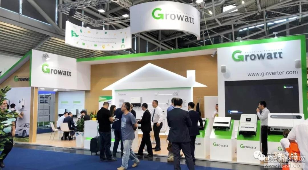 6月20-22日，全球規(guī)模最大的國(guó)際光伏盛宴Intersolar在德國(guó)慕尼黑盛大開幕，古瑞瓦特作為中國(guó)名列前茅的光伏逆變器出口企業(yè)，攜全系列高效創(chuàng)新產(chǎn)品亮相德國(guó)展，再次向世界展現(xiàn)了中國(guó)制造的魅力。
作為最先“走出去”的光伏企業(yè)，古瑞瓦特已在全球下轄7個(gè)分公司和6大倉庫，產(chǎn)品已大規(guī)模銷往澳、歐、美、亞、非、拉六大洲的100多個(gè)國(guó)家和地區(qū)，受到全球客戶的高度認(rèn)同