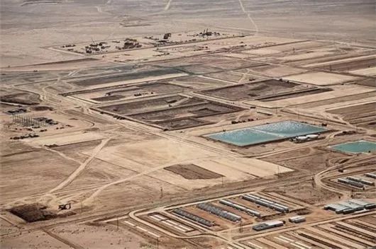 原标题：快、准、狠，中企一举拿下世界级铀矿，矿产资源争夺再胜一筹！             据《中国环境报》报道，我国在非洲最大实体投资项目湖山铀矿今年将达产。 有关方面介绍，湖山铀矿作为全球第二大铀矿，首期产量可保证30台百万千瓦核电机组30年的天然铀需求，这一投资对我国天然铀保障具有重要的战略意义