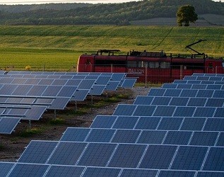 歐洲太陽能行業(yè)協(xié)會(huì)SolarPower Europe發(fā)布了其對(duì)2018年全球光伏市場(chǎng)的展望。正如該協(xié)會(huì)6月初的預(yù)測(cè)，今年全球新增光伏容量將達(dá)到102．6吉瓦