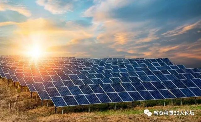 原标题：531新政下，光伏融资租赁发展之路             在我国现代化建设承上启下的关键阶段，能源发展将进入从总量扩张向提质增效转变的新阶段，为改善生态环境、优化能源结构，推动可再生能源发展成为能源革命的重要方向。 《能源生产和消费革命战略（2016-2030）》提出要坚持分布式和集中式并举，以分布式利用为主，推动可再生能源高比例发展，大力发展风能、太阳能，不断提高发电效率，降低发电成本，实现与常规电力同等竞争；加快发展高效太阳能发电利用技术和设备，重点研发智能光伏发电站等技术