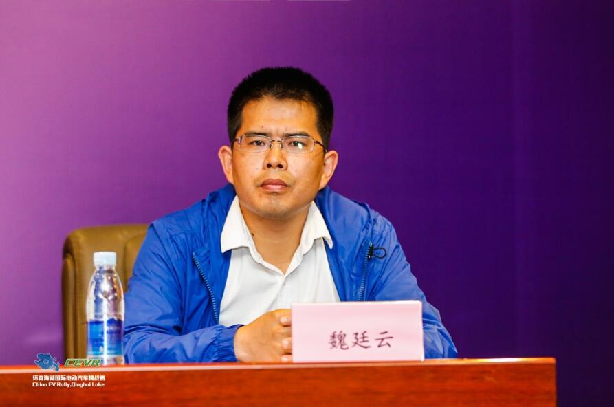 
	中国储能网讯：在近日举行的第五届环青海湖国际电动汽车挑战赛期间，国家电网青海省电力公司对本届赛事的电力保障工作进行了周密部署，并做了长时间的筹备工作。


	据国家电网青海省电力公司智电处处长魏廷云介绍，国网青海省电力公司已经圆满完成了4届赛事的保障工作，共建立了8个纯电动车充电站点，安装了121台充电桩