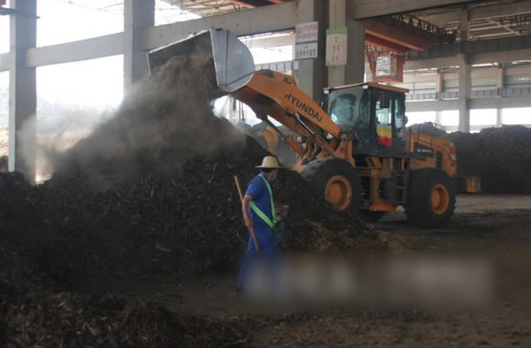 　　&nbsp;循环经济是以尽可能小的资源消耗和环境成本，谋求可能大的经济和社会效益。而生物质能源利用废弃农作物秸秆等资源发电，将有限资源变成无限循环，不仅节能环保，还能为村民增加收入