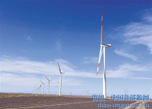                                                                                                                                                                     
	　　新疆維吾爾自治區(qū)信息網(wǎng)近日公布今年1～4月風(fēng)電產(chǎn)業(yè)運(yùn)行形勢(shì)(以下簡(jiǎn)稱“運(yùn)行形勢(shì)”)顯示，今年1～4月，新疆風(fēng)電運(yùn)行情況保持良好態(tài)勢(shì)，設(shè)備利用小時(shí)數(shù)和發(fā)
