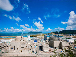 
	
                    
	【电缆网讯】6月29日，随着并网指令的发出，中国广核集团台山核电1号机组主控室大屏幕上显示带初始负荷运行，台山核电1号机组首次并网发电成功。台山核电1号机组也由此成为全球首台实现并网发电的EPR三代核电机组