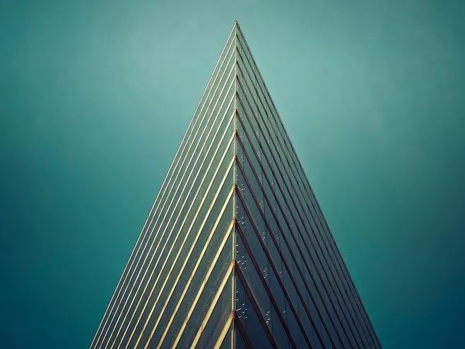 原标题：社科院专家再发声：电力消费比重必将下降！             “我国能源需求总体已达峰，电力进一步过剩已成定局”，你信吗？面对这一问题，不少能源人士，其中不乏权威人士，普遍给出了毋庸置疑的“否定”答复，并认为“无需多加讨论”，有观点甚至认为是“胡扯”。 而这一结论正出自于中国社科院近期发布的“中国能源前景2018—2050”报告