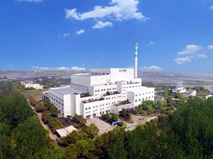 
	
                    
	【电缆网讯】7月9日，江苏宜兴市召开光大垃圾焚烧发电二期项目推进会，由中国光大国际有限公司以BOT模式全资承建、总投资约7.8亿元的光大垃圾焚烧发电二期项目正式开工建设，该项目将于2019年9月完成建设、投入运行。

	

	据悉，光大垃圾焚烧发电二期项目地址位于新街街道蒲墅村北，建设用地面积84476平方米，设计处理能力为1700吨/日，配套建设2台850吨/日垃圾焚烧炉和1台45MW汽轮发电机组及辅助设施