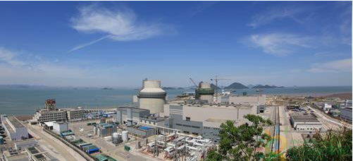 
                    

      7月4日，國家核安全局網站公布關于頒發(fā)《三門核電廠2號機組首次裝料批準書》的通知，正式批準中核集團三門核電2號機組首次裝料活動。
 
      通知中指出，國家核安全局對三門核電廠2號機組建造過程、裝料前試驗過程進行了核安全監(jiān)督