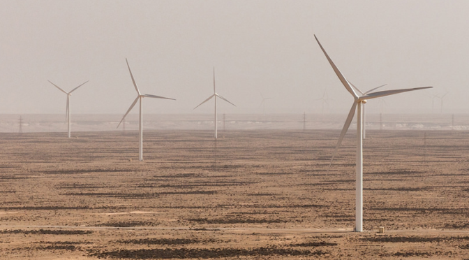 原標題：摩洛哥的120兆瓦Khalladi風電場落成             ACWA Power在丹吉爾的Melloussa開設了120兆瓦的Khalladi風電場，為許多大型工業(yè)公司提供清潔電力。 由ACWA Power與ARIF投資基金合作開發(fā)的新風電場位于Jbel Sendouq，投資額為17億迪拉姆(約1.7億美元)
