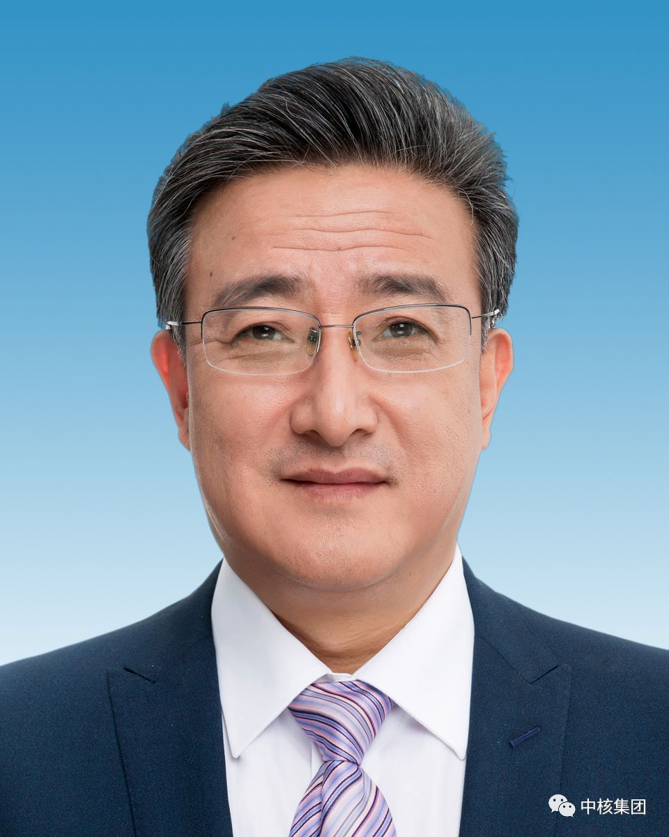 　　7月19日，中国核工业集团有限公司新领导班子正式宣布，余剑锋任董事长、党组书记，顾军任总经理、党组副书记。 　　其他班子成员分别是：　　祖斌，党组副书记、副总经理； 　　杨长利，党组成员、副总经理； 　　俞培根，党组成员、副总经理； 　　曹述栋，党组成员、副总经理； 　　和自兴，党组成员、副总经理； 　　李定成，党组成员、副总经理； 　　李清堂，党组成员、副总经理； 　　陈书堂，党组成员、总会计师﻿； 　　王杰之