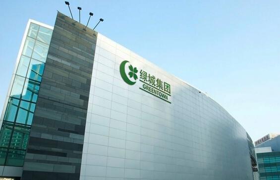 
	
                    
 【电缆网讯】近日，绿城中国一反“精雕细刻慢工出好活”的常态，对内发布了《关于全面加强内源性现金流管理的通知》要求员工加快销售，坚决执行“早销，多销、快销”的策略。同时，加大应收款项回款力度，“倾尽一切努力”获得受限价政策影响项目的预售许可证；对于不受限价政策影响的项目，要争取把原计划2019年供货的房源提前至2018年开盘销售，严格控制付款
