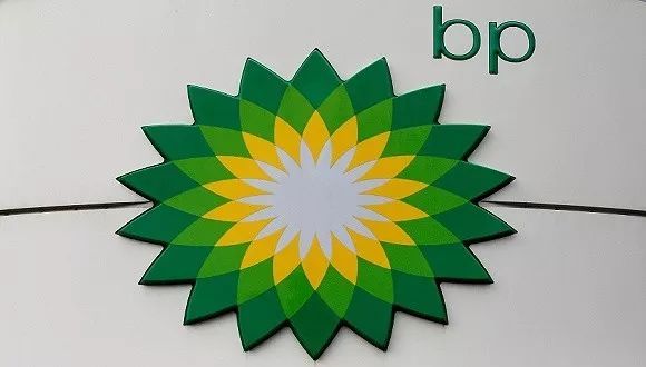 原標(biāo)題：BP：全球煤炭消費(fèi)四年來(lái)重現(xiàn)增長(zhǎng) 天然氣消費(fèi)創(chuàng)七年內(nèi)最快增速            2017年，中國(guó)和全球的能源格局變化同步。  根據(jù)英國(guó)石油公司（下稱(chēng)BP）的統(tǒng)計(jì)年鑒，去年全球煤炭消費(fèi)和生產(chǎn)出現(xiàn)近年少見(jiàn)的回升，天然氣創(chuàng)下2010年以來(lái)的最快增速，而能源低碳轉(zhuǎn)型在一定程度上受挫