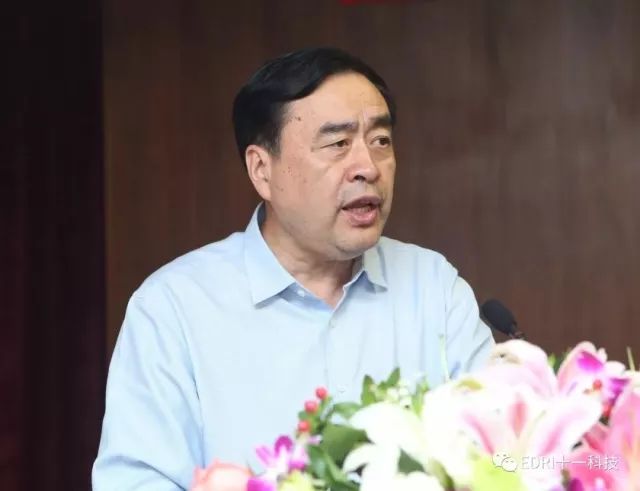 原標題：保利協(xié)鑫為埃塞產出第一桶原油，天合、協(xié)鑫、隆基、東方日升等中企欲參與印度5GW招標項目            1 十一科技2018上半年營收創(chuàng)歷史新高  2018年6月28日，十一科技迎來了2018年第二次高層經營工作會。  十一科技董事長、黨委書記趙振元表示，十一科技上半年合同、營收、利潤都處于良好發(fā)展狀態(tài)，受電子大項目的拉動，營收快速增長，創(chuàng)歷史新高