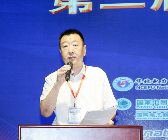 　　在能源和氣候變化問題日益嚴(yán)峻的背景下，發(fā)展以光伏為代表的可再生能源已經(jīng)是國家推進(jìn)能源轉(zhuǎn)型、實(shí)現(xiàn)綠色、低碳和可持續(xù)發(fā)展的必然要求。最新數(shù)據(jù)顯示，截止2018年上半年，我國光伏發(fā)電累計(jì)裝機(jī)超1.5億千瓦