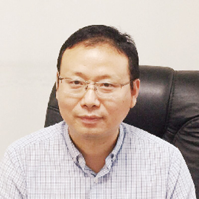 　　近日，北京發(fā)改委發(fā)布了《關(guān)于對本市部分環(huán)保行業(yè)實施用電支持政策的通知》(以下簡稱《通知》)。《通知》稱，8月1日起，北京地區(qū)正式開始免收電動汽車集中式充換電設(shè)施需容電費(即基本電費)，免收期限至2025年12月31日