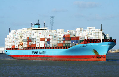 
	
                    
	【电缆网讯】总部位于丹麦的AP Moller-Maersk（以下简称为“马士基”）是全球最大的航运公司的所有者，已决定旗下钻井业务独立上市，这也标志着其向能源行业全面退出的最新举措。

	

	据彭博社报道，通过此举，马士基正在努力将自己变成一家纯粹的运输公司，并表示该决定将于明年某个时候生效