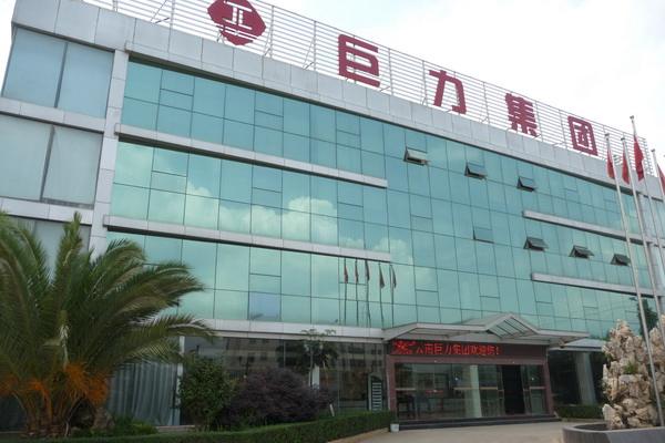 
	
                    
	【电缆网讯】近日，巨力电缆(870404)公布的2018年半年报显示，截至2018年6月30日，企业实现营收9498.11万元；归属于挂牌公司股东的净利润为494.73万元。

	

	巨力电缆公司从事电线电缆的研发、生产和销售，具备经验丰富的研发人员、电线电缆制造相关的专利技术和专业生产设备，生产架空绝缘电缆等各种规格的电线电缆产品