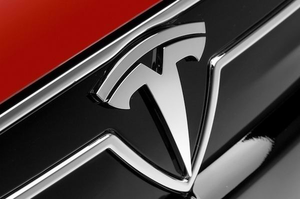 
	
                    
	【电缆网讯】自特斯拉Model 3投产以来，产能不足一直是困扰着马斯克的头号难题。此前，特斯拉曾定下了在 2019 年内周产10000辆的目标
