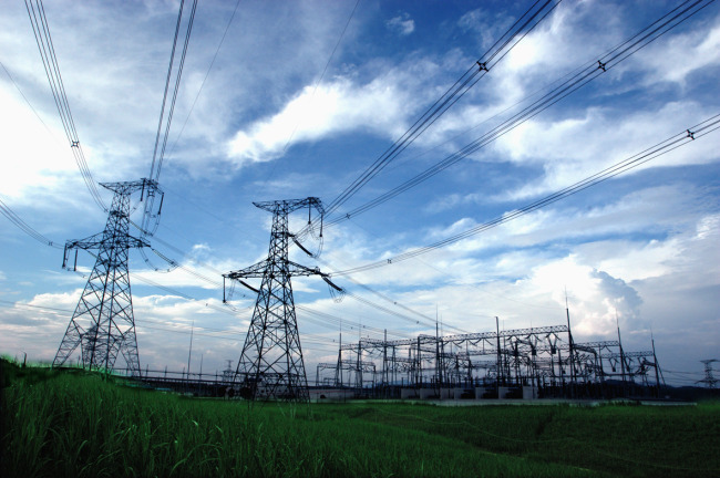 
	
                    
	【電纜網(wǎng)訊】日前，國家電網(wǎng)公司電子商務(wù)平臺發(fā)布了《國網(wǎng)蒙東電力公司關(guān)于供應(yīng)商不良行為處理情況的通報(bào)（2018年9月）》，對15家供應(yīng)商的15起不良行為進(jìn)行了通報(bào)處理。15起不良行為中2018年的有9起，其中3起為9月份新增