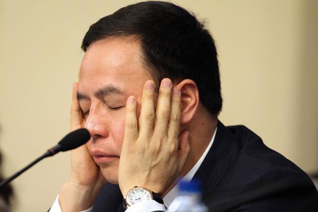 原標題：最悲催的中國首富：三年身家蒸發(fā)近千億，如今他還能否卷土重來？             “移動能源時代已經(jīng)全面到來?！痹?018年國際太陽能光伏與智慧能源論壇，漢能創(chuàng)始人李河君這樣說到