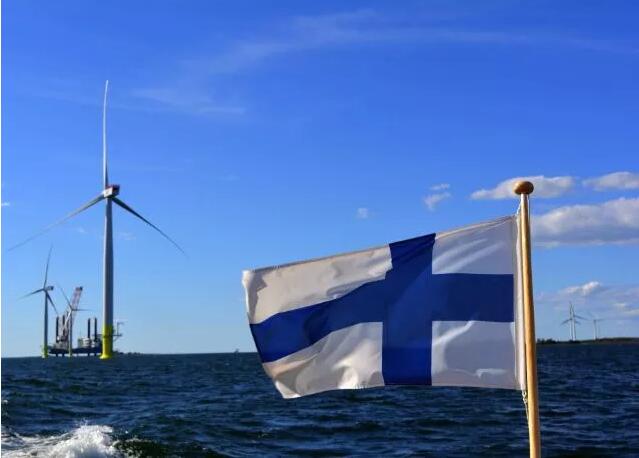 　　2018年9月4日，芬兰第一个海上风电场——42兆瓦的Tahkoluoto风电场迎来了她一周岁的生日。今天小编带您走近这个具有里程碑意义的芬兰第一座海上风场，为您揭开她的神秘面纱