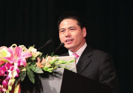 
	
                    
	9月18日至20日，以“在第四次工業(yè)革命中打造創(chuàng)新型社會”為主題的2018夏季達(dá)沃斯論壇將在天津梅江會展中心隆重舉行。遠(yuǎn)東控股集團創(chuàng)始人、董事局主席、黨委書記蔣錫培受邀參會并發(fā)言