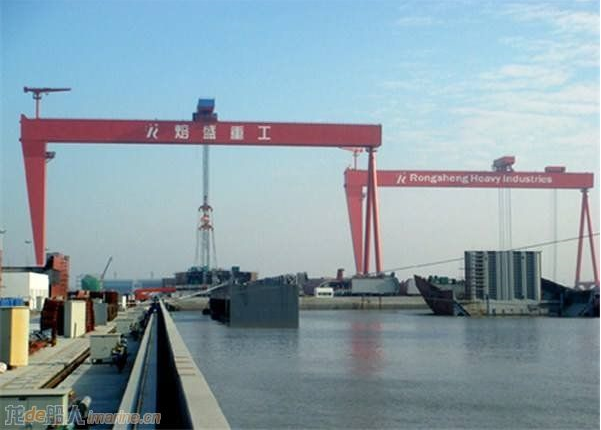 原標(biāo)題：造船，再不見。熔盛重工賣掉了！            繼上海宏華與江蘇宏華1元甩賣之后，造船業(yè)再現(xiàn)1元拋售資產(chǎn)，不過這次的1元不是人民幣，而是港元