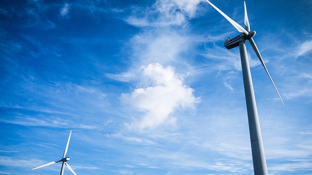 
	
                    
	【電纜網訊】到2020年，天津分散式風電新建裝機容量力爭達到20萬千瓦；2020-2025年，分散式風電新建裝機容量力爭達到37萬千瓦，總裝機容量達到57萬千瓦。這是10月12日天津市發(fā)改委發(fā)布的《關于征求天津市分散式接入風電發(fā)展規(guī)劃（2018-2025年）》所設定目標