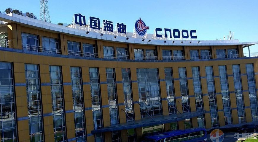 原標題：卡塔爾后，法國也來中國天然氣市場了！每年150萬噸，連續(xù)20年！            摘要：每年150萬噸，連續(xù)20年！中海油、法國突然宣布！美國天然氣..... 【一牛財經】訊：不得不說，這個地球離了誰都照轉......在中國對美國天然氣加稅后，后者對華天然氣出口驟降 。而與此同時，中國如此龐大的天然氣市場自然少不了別國的“惦記”