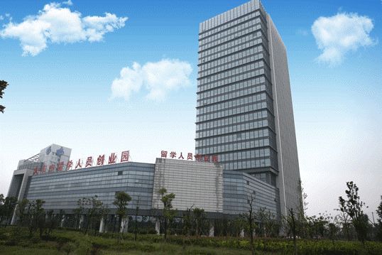 原標(biāo)題：谷川聯(lián)行與江蘇大豐經(jīng)濟(jì)開發(fā)區(qū)達(dá)成戰(zhàn)略合作            近日，谷川聯(lián)行與江蘇大豐經(jīng)濟(jì)開發(fā)區(qū)正式簽訂合作協(xié)議。雙方將圍繞項(xiàng)目招引、產(chǎn)業(yè)調(diào)研、招商宣傳等方面展開緊密的招商合作